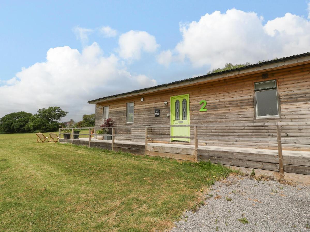 Villa Lulu Logs Bristol Exterior foto